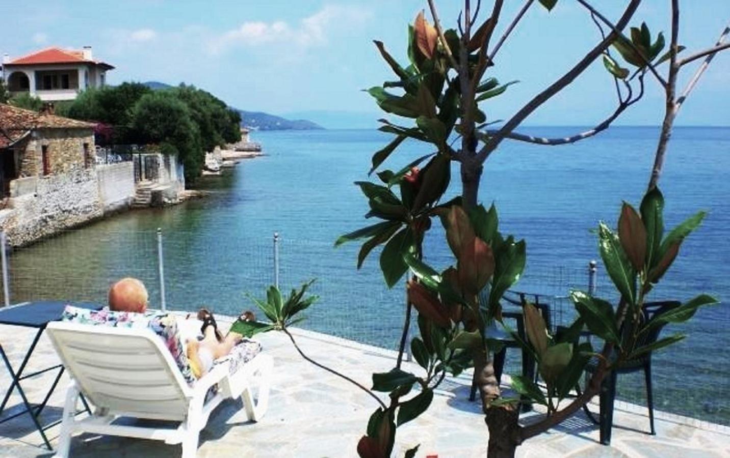 Villa Little Bit Of Heaven Sourpi Exterior foto